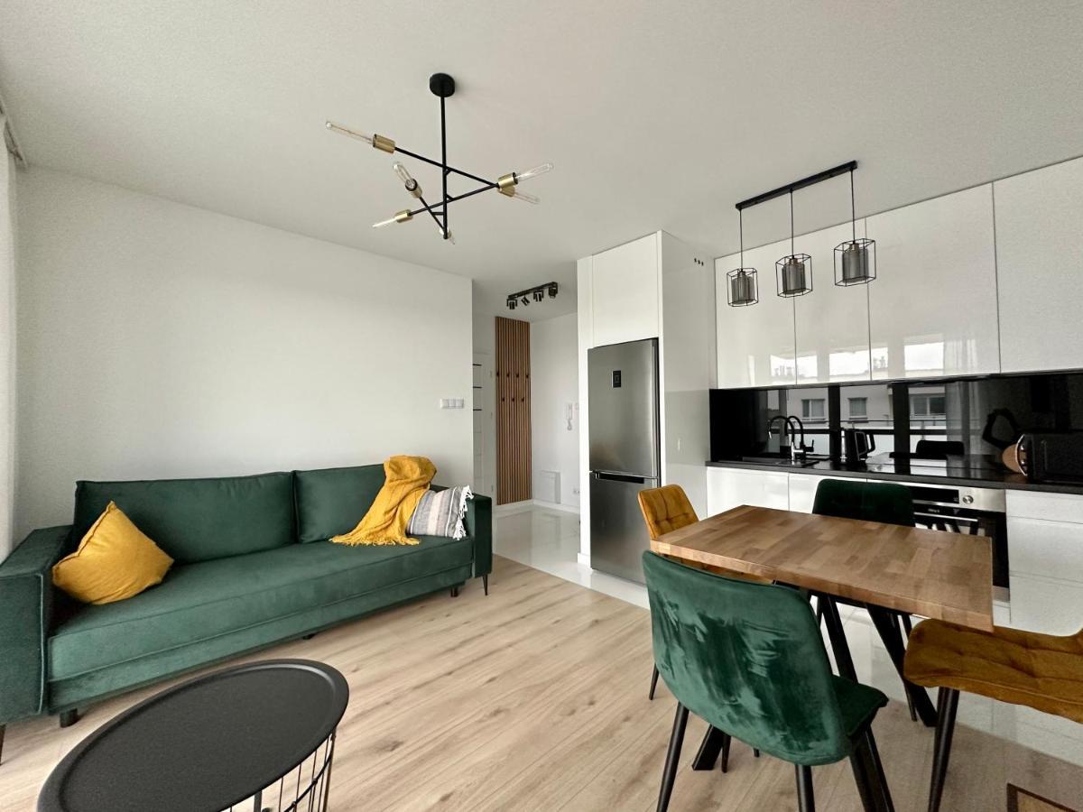 Sdh 4 Radzymin Comfortable Apartment Near Warsaw Exterior photo